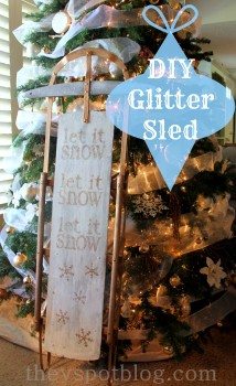 Sunday Rewind: DIY Glitter Christmas Sled